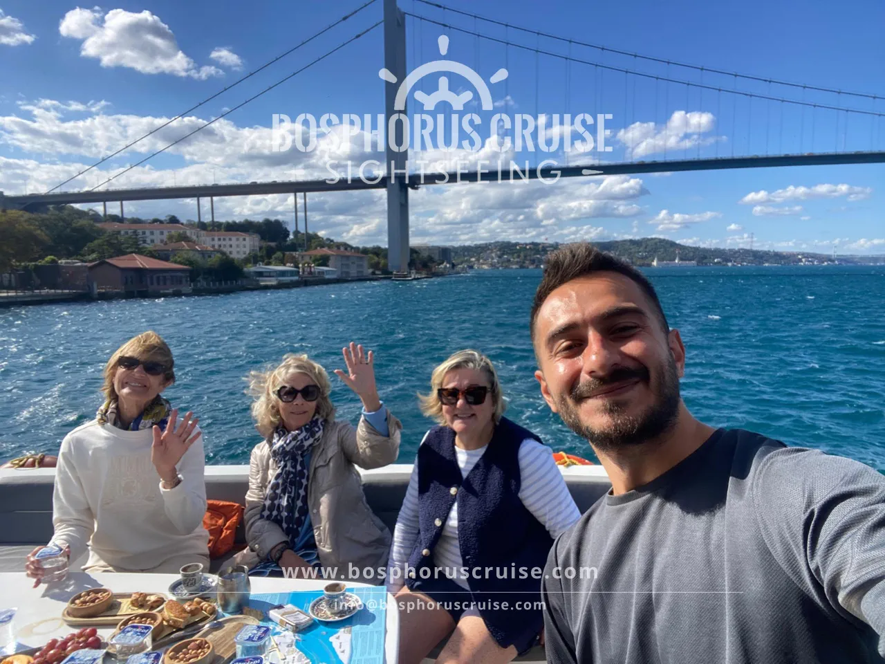Marvels of Istanbul Tour with Bosphorus Cruise and Black Sea Cruise