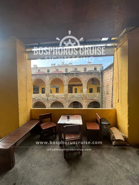 IIstanbul Walking Tour with Enchanting Bosphorus Sunset Cruise