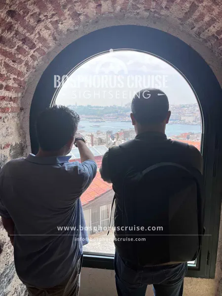 Istanbul Multicultural Heritage Tour and Bosphorus Sunset Cruise