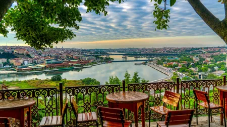 Istanbul Multicultural Heritage Tour and Bosphorus Sunset Cruise