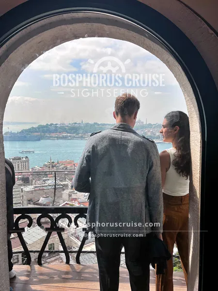 Istanbul Multicultural Heritage Tour and Bosphorus Sunset Cruise