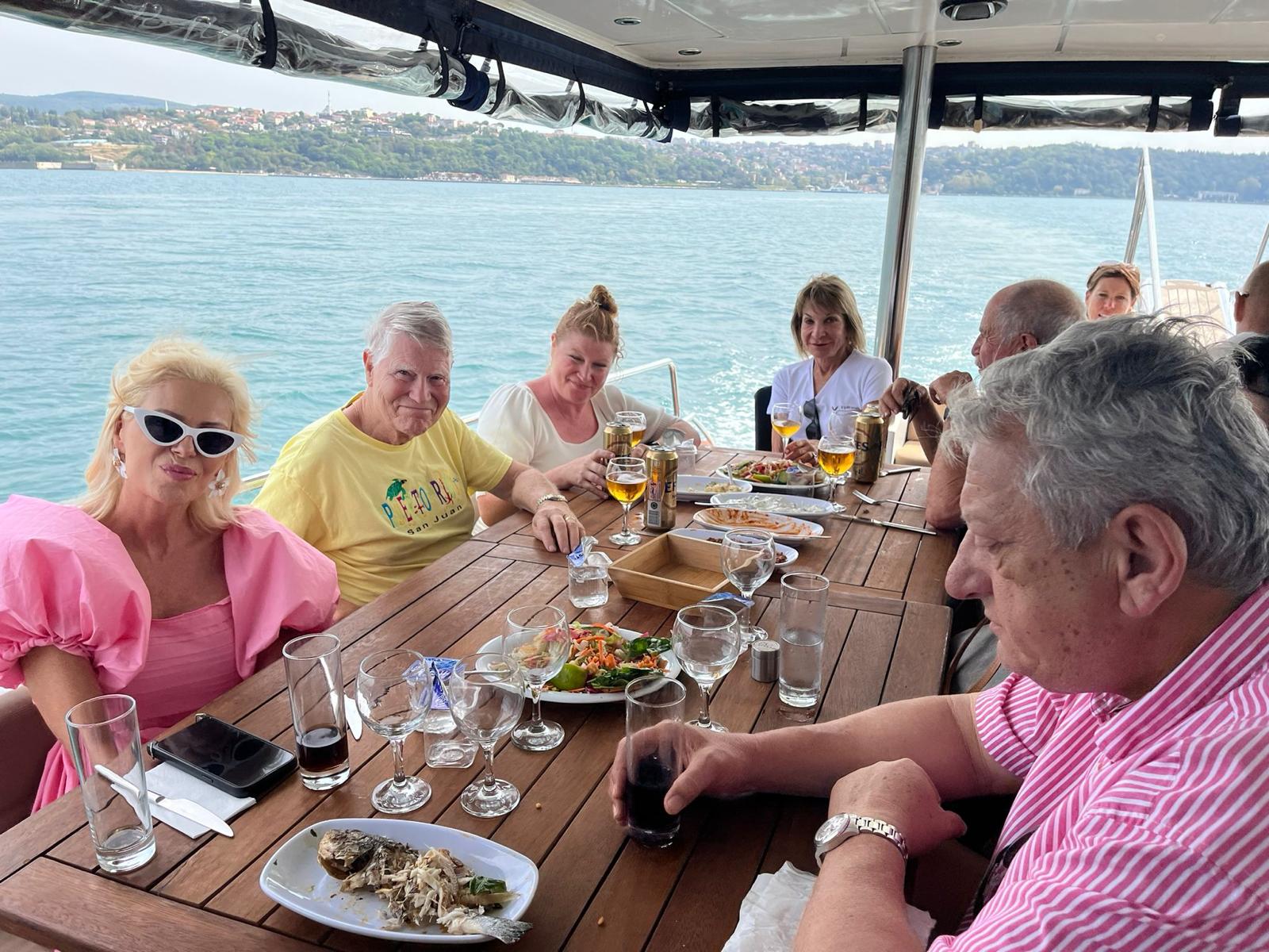 Half-Day Bosphorus Cruise to Black Sea from Istanbul with Lunch