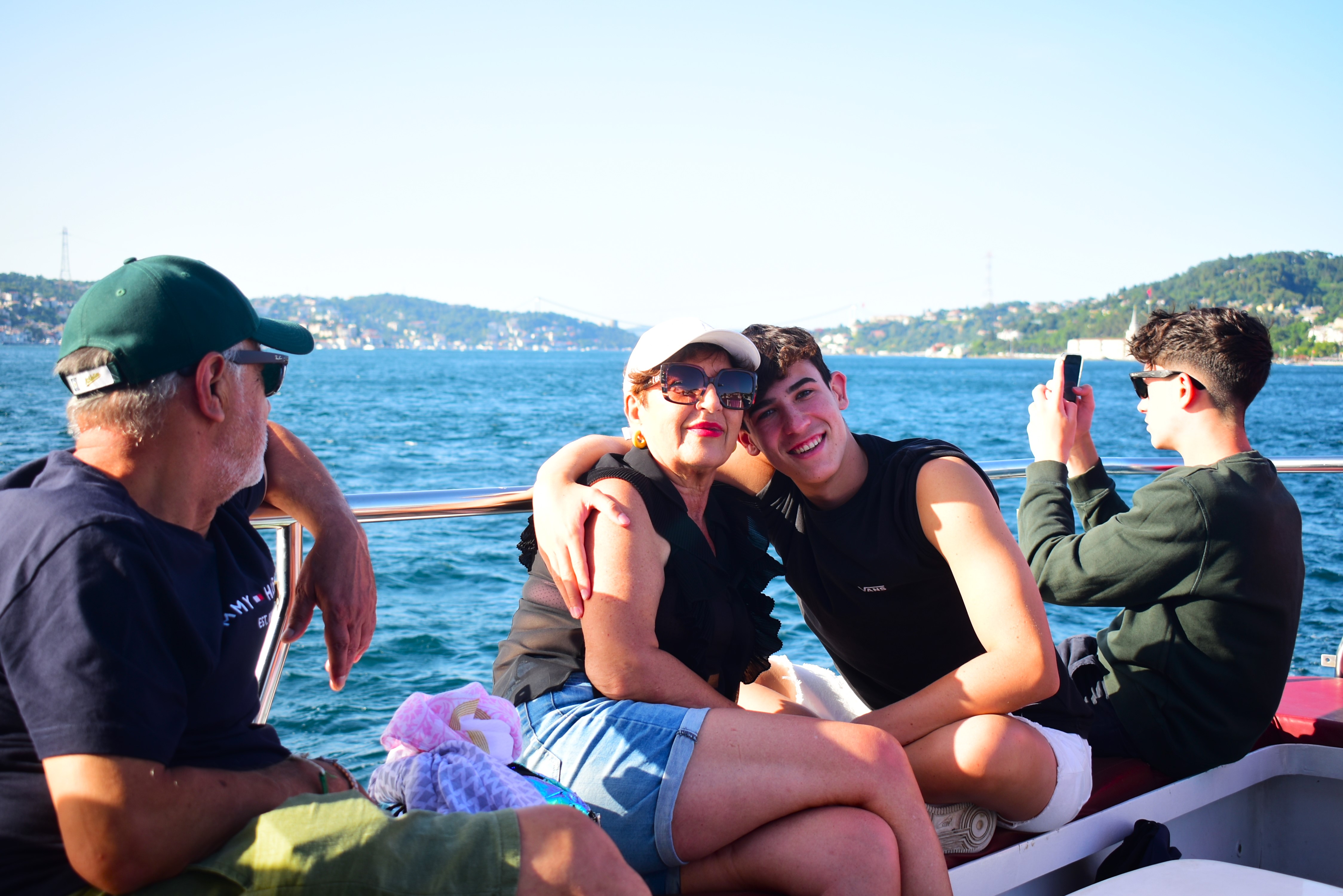 Istanbul Afternoon Bosphorus Cruise with Asian Side Stop