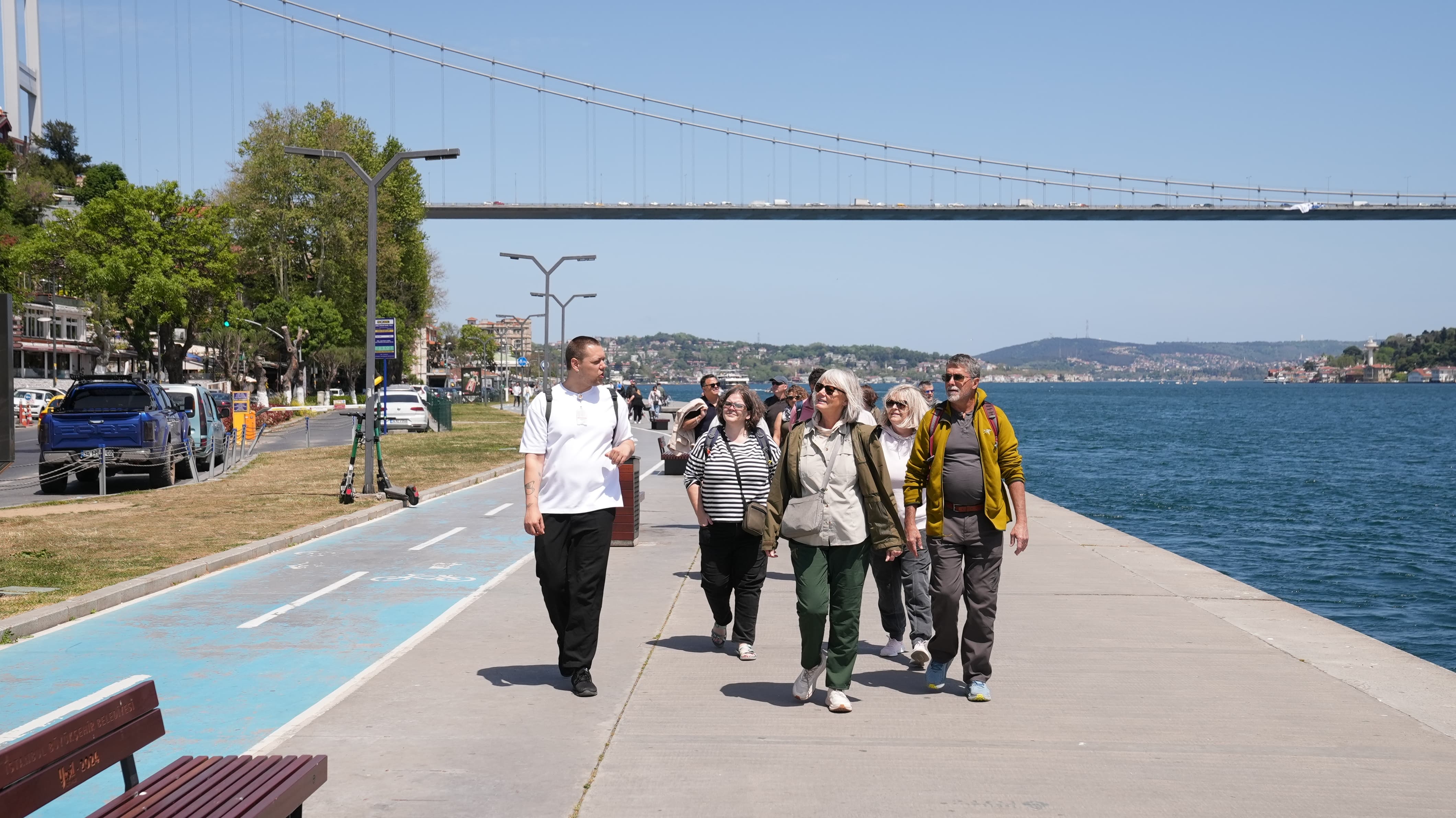 Short Bosphorus Cruise – Istanbul Tour with Asia Stop