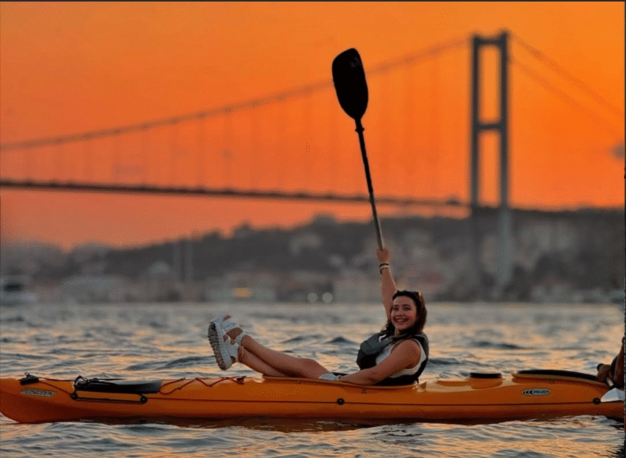 Sunset Bosphorus Rowing Adventure