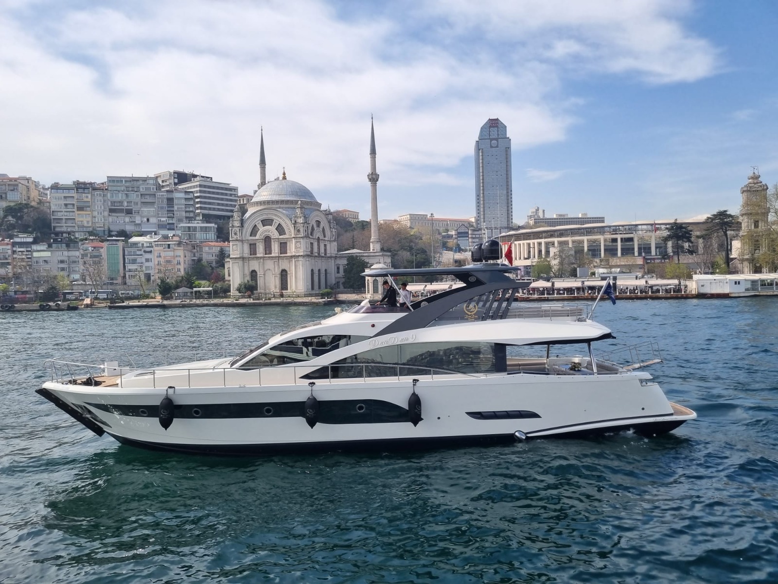 12ft- Su Yacht 5