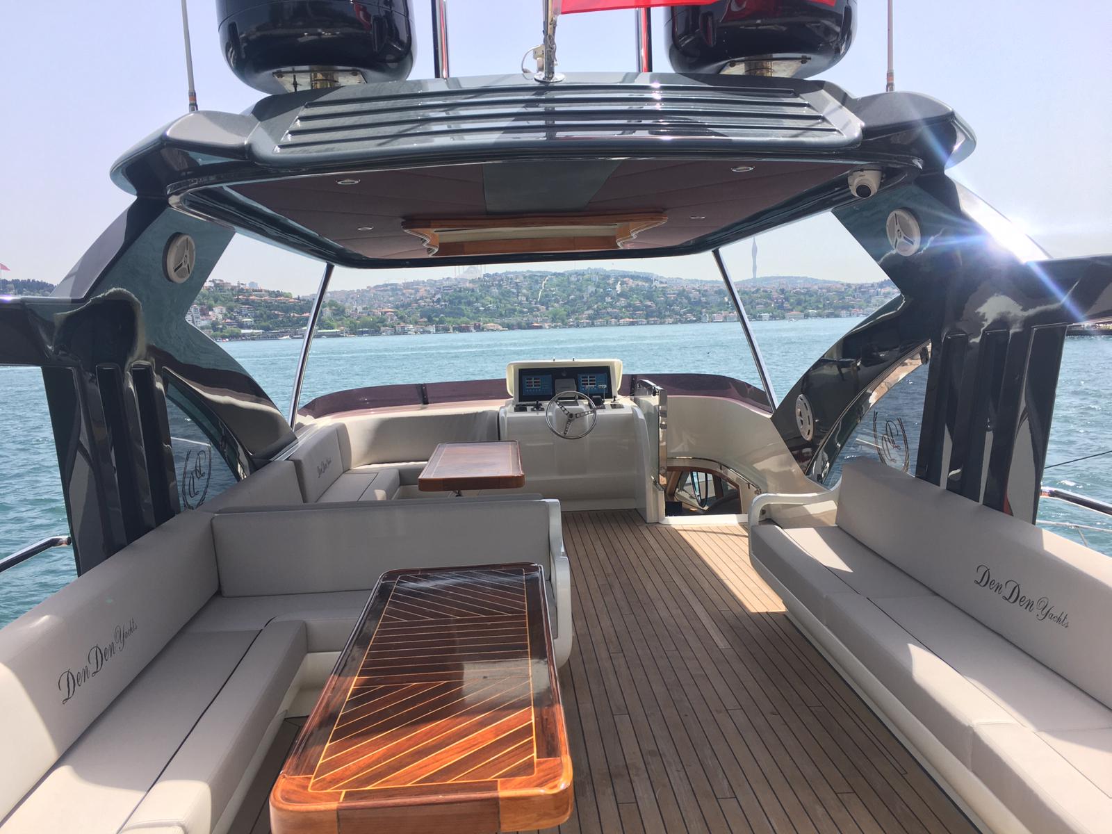 12ft- Su Yacht 5