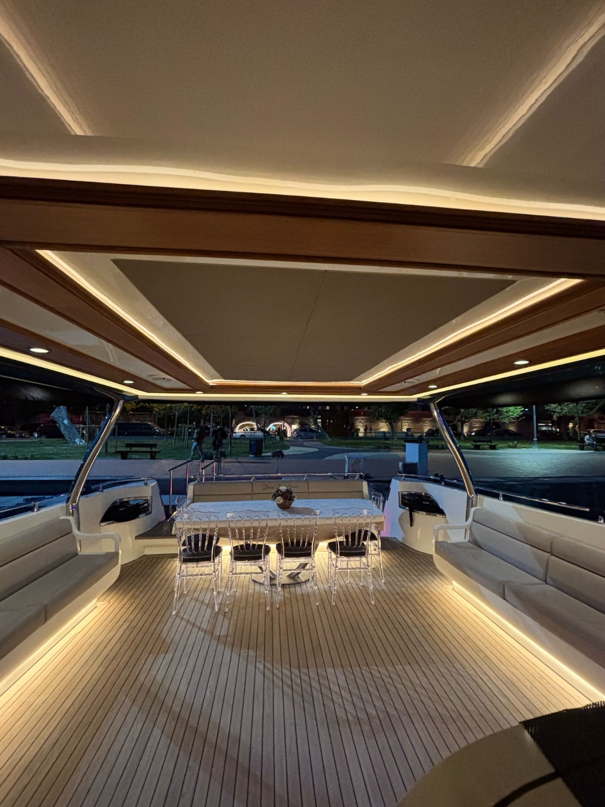 12ft- Su Yacht 5