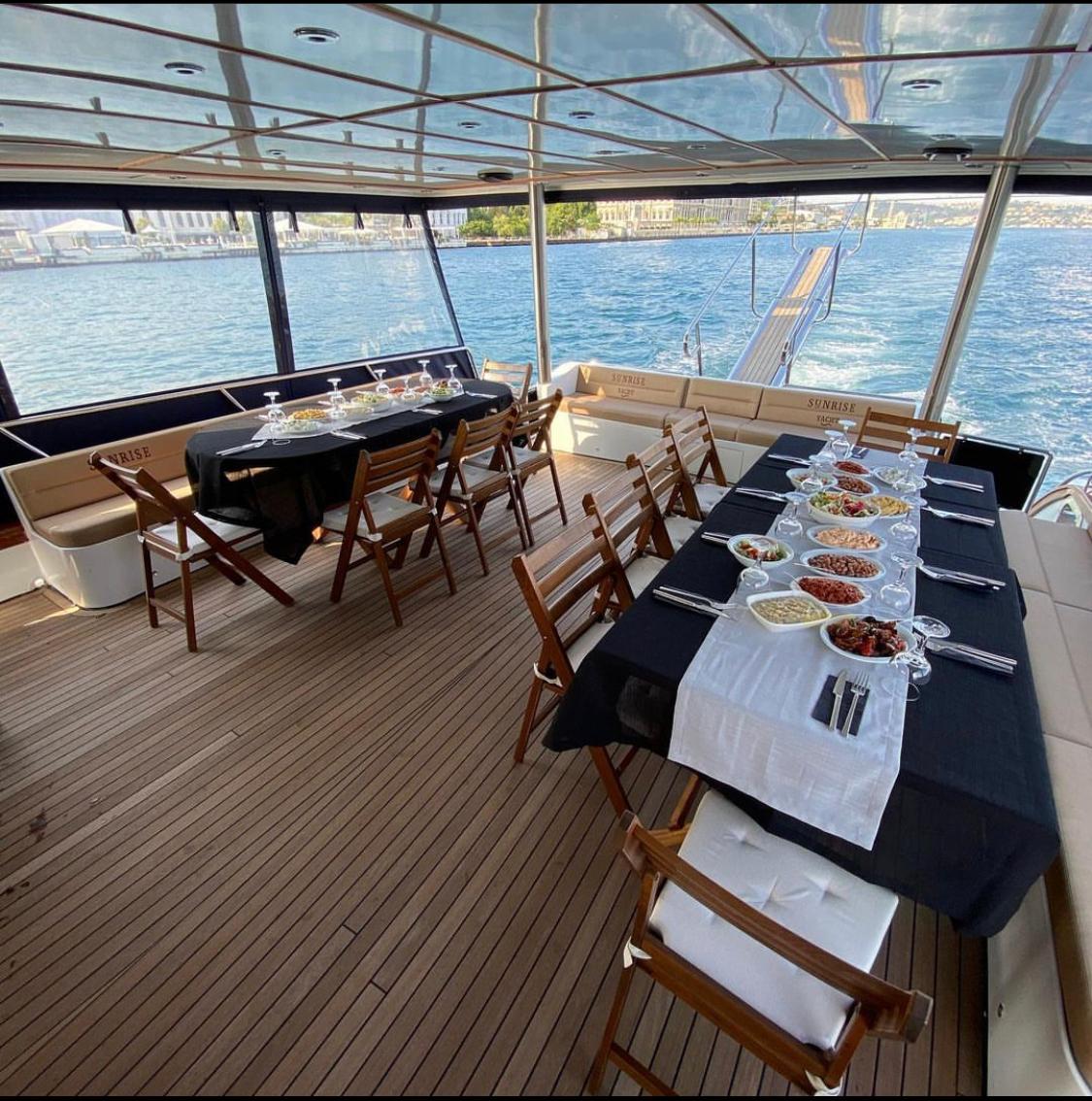 18ft Yacht - Sunrise Yacht